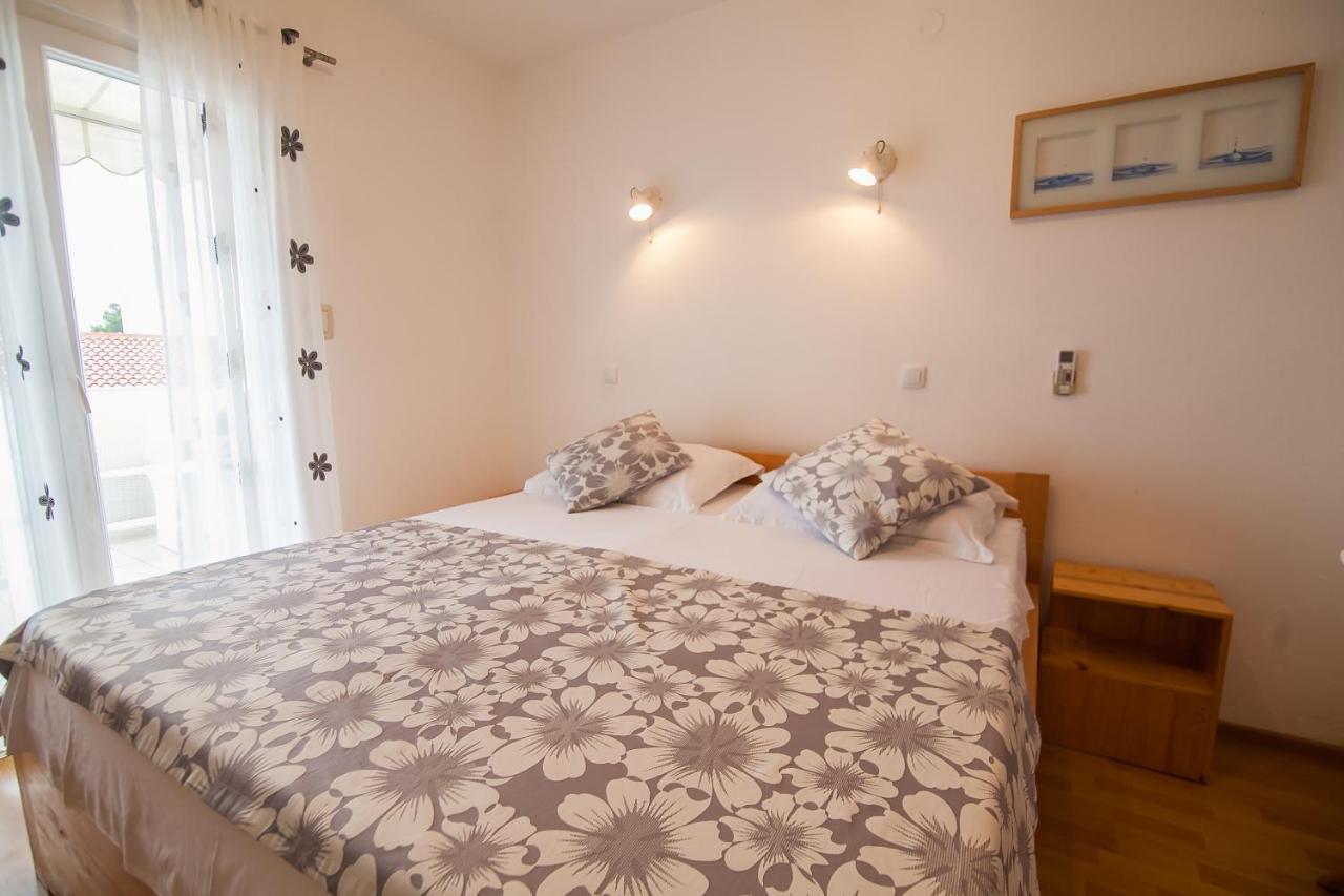 Kos Apartments Bol Kültér fotó