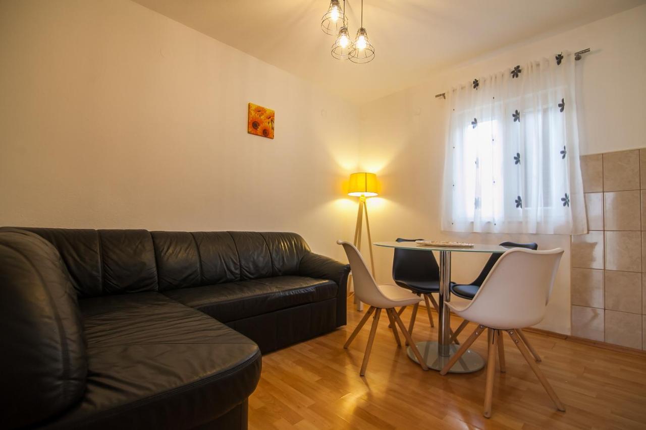 Kos Apartments Bol Kültér fotó
