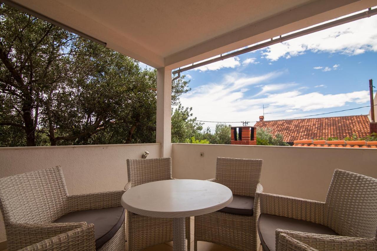 Kos Apartments Bol Kültér fotó