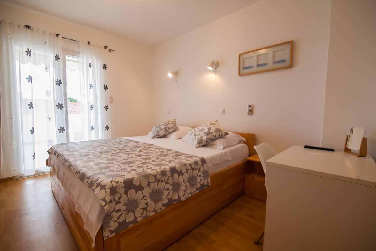 Kos Apartments Bol Kültér fotó